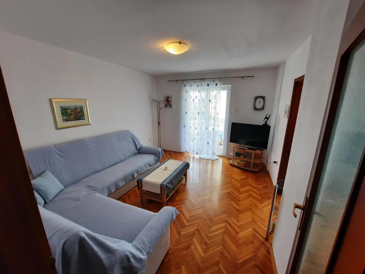 Apartman Ловран Экстерьер фото