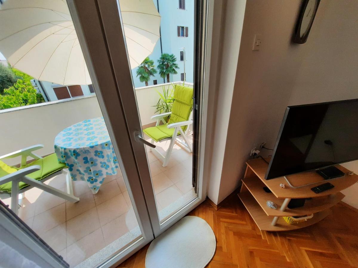 Apartman Ловран Экстерьер фото