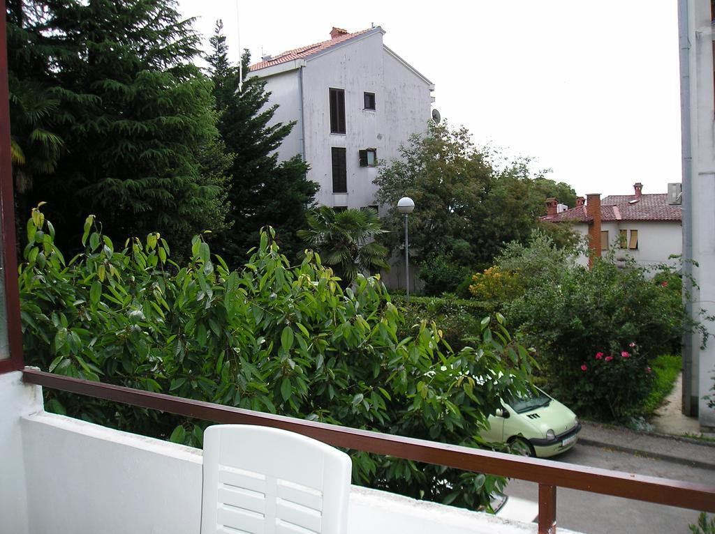 Apartman Ловран Экстерьер фото